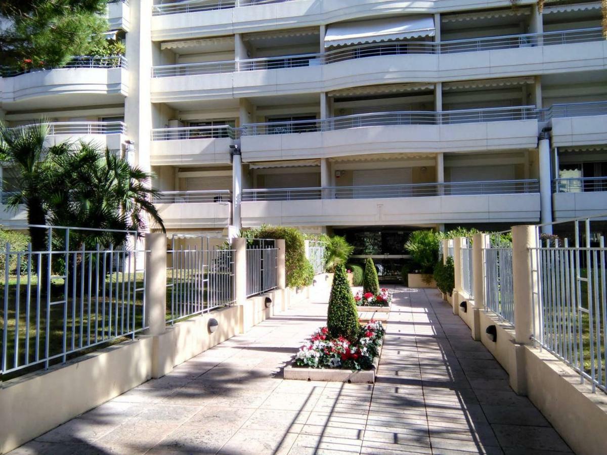 Lux Studio Garden And Swimming Pool Канны Экстерьер фото